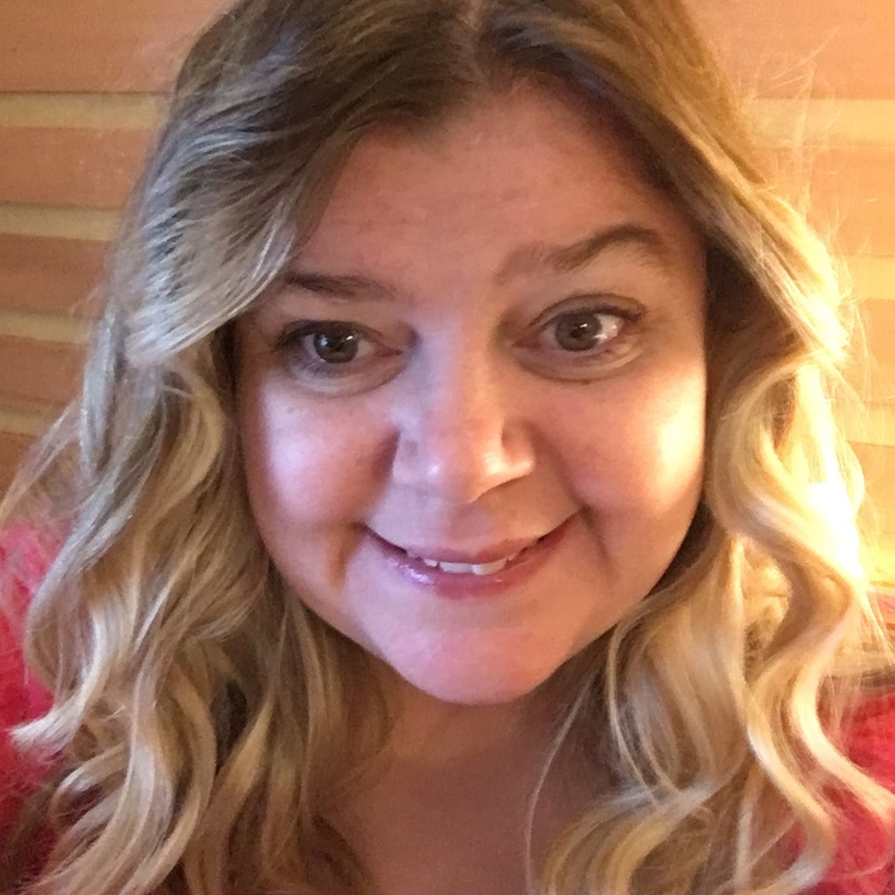 Meet your Posher, Monica